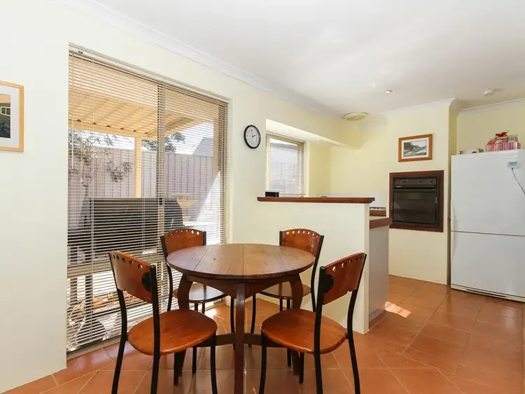 Seventh view of Homely house listing, 6 Maley Court, Ashfield WA 6054