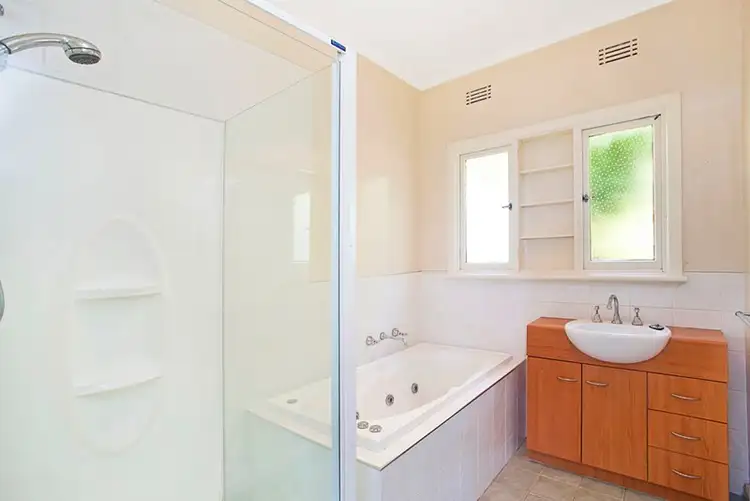 Sixth view of Homely house listing, 33 Ferndale Road, Upper Ferntree Gully VIC 3156