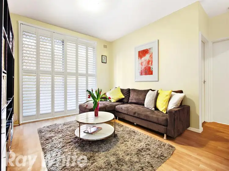 2/15 Woodcourt Street, Marrickville NSW 2204