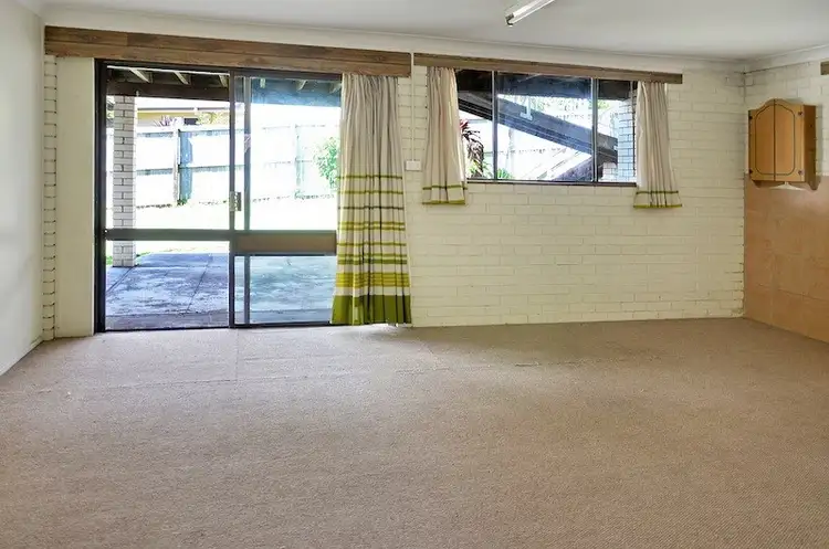 Sixth view of Homely house listing, 2 Jeffreys Court, Moffat Beach QLD 4551