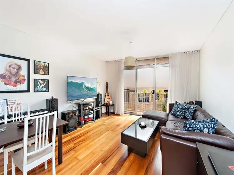 8/28 Brown Street, Newtown NSW 2042