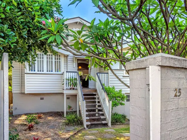 25 Elimatta Drive, Ashgrove QLD 4060