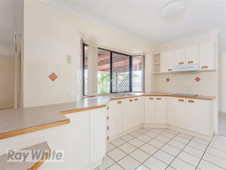 Fifth view of Homely house listing, 7 Roger Court, Redland Bay QLD 4165
