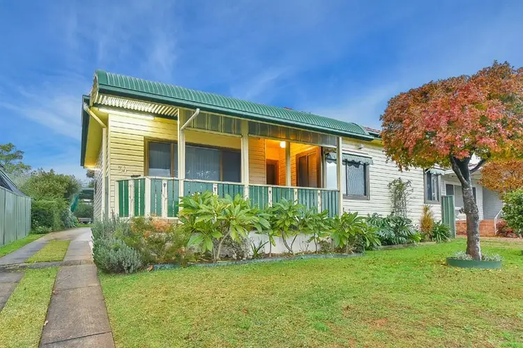 Main view of Homely house listing, 34 Bocking Avenue, Bradbury NSW 2560