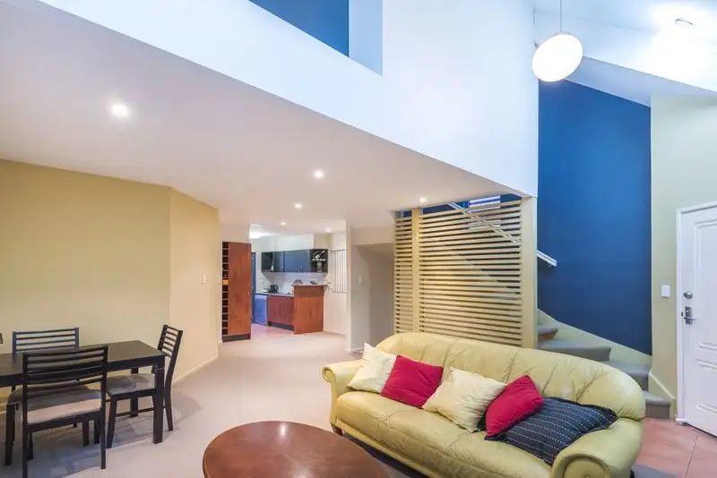 Main view of Homely townhouse listing, 4/58 YORK Parade, Spring Hill QLD 4000