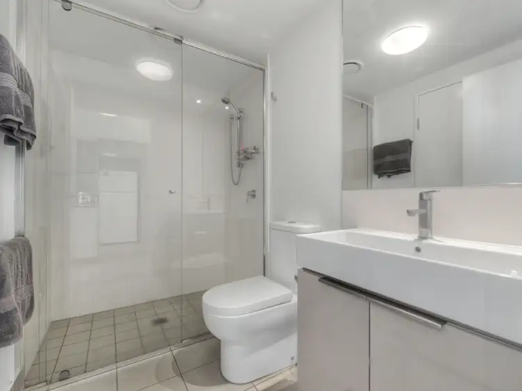 Fourth view of Homely unit listing, 30705/2 Harbour Road, Hamilton QLD 4007