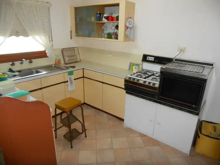 Third view of Homely house listing, 1 Albert Parade, Bordertown SA 5268