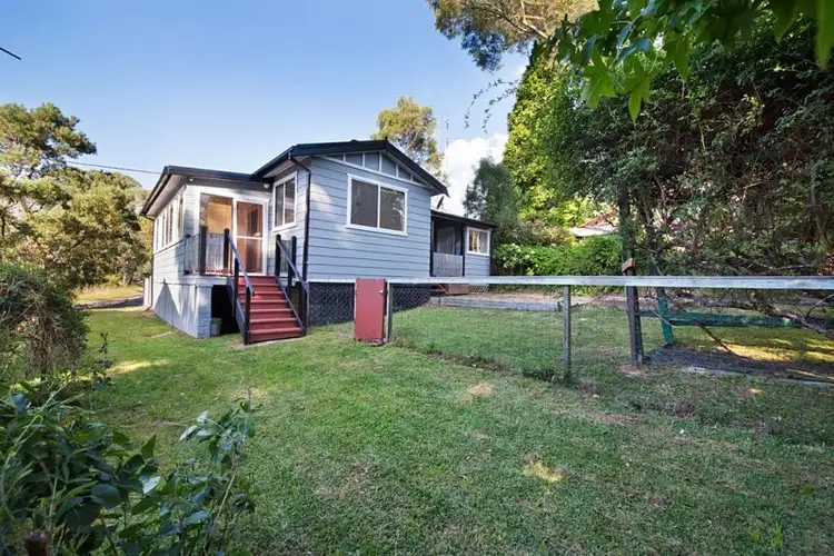 8 Row Street, Blackheath NSW 2785