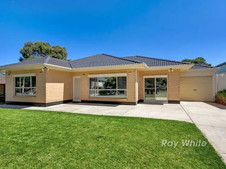 12 Carnarvon Avenue, Redwood Park SA 5097