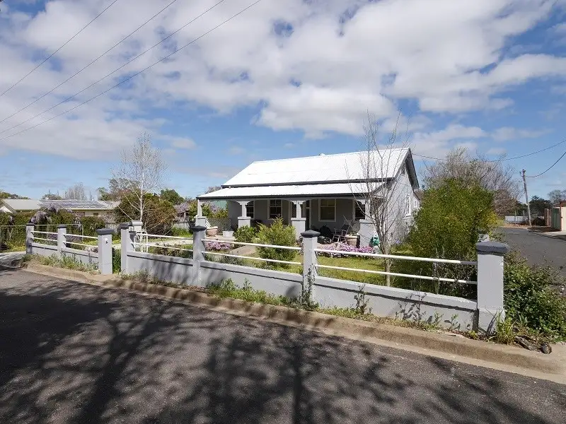 Main view of Homely house listing, 10 Vaux Lane, Cowra NSW 2794