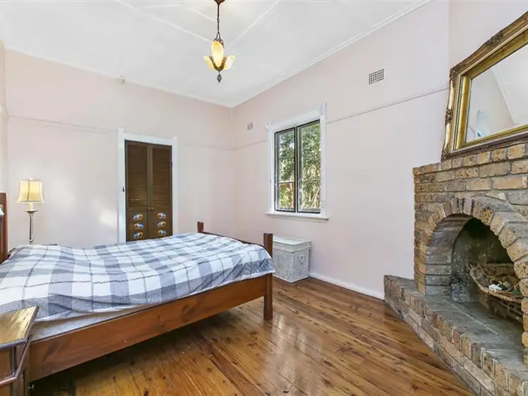 Sixth view of Homely house listing, 40 Tennyson Avenue, Turramurra NSW 2074