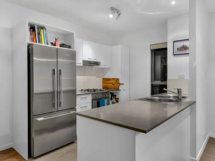 Fifth view of Homely apartment listing, 5/18 Riverbend Place, Bulimba QLD 4171