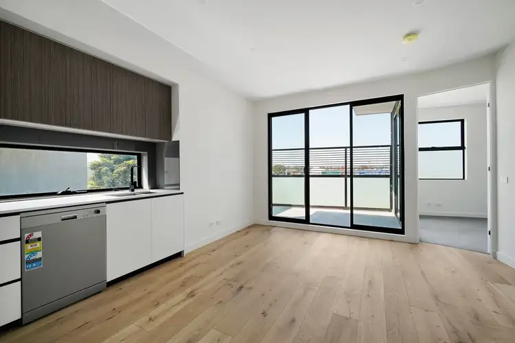 Third view of Homely apartment listing, 6/108 Albert Street, Preston VIC 3072