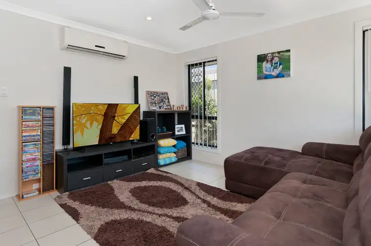Fifth view of Homely house listing, 2/13 Oakvale Avenue, Holmview QLD 4207