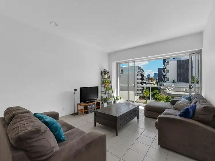Fourth view of Homely apartment listing, 325/38 Skyring Terrace, Teneriffe QLD 4005