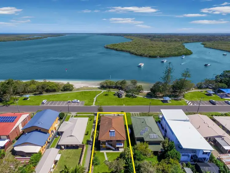 Second view of Homely house listing, 186 Golden Beach Esplanade, Golden Beach QLD 4551