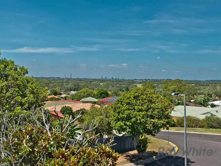 Second view of Homely house listing, 4 Hammill Place, Bracken Ridge QLD 4017