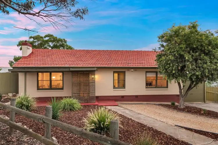 23 Amber Avenue, Clearview SA 5085