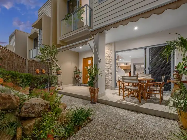 Sixth view of Homely house listing, 6/12 Riverview Terrace, Hamilton QLD 4007