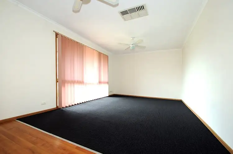 Sixth view of Homely house listing, 3 Rowellyn Avenue, Carrum Downs VIC 3201