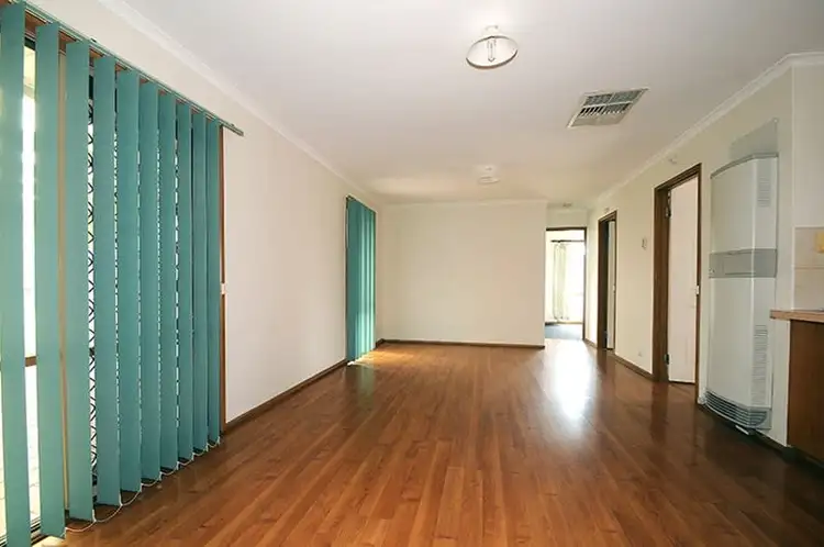 Seventh view of Homely house listing, 3 Rowellyn Avenue, Carrum Downs VIC 3201