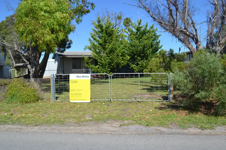 8 Hundred Line Road, The Pines SA 5577