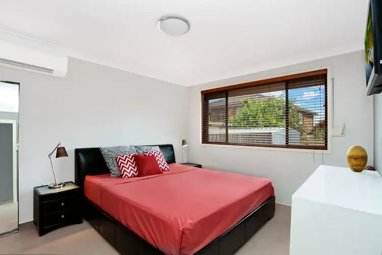 Fifth view of Homely house listing, 7 Fremantle Place, Wakeley NSW 2176