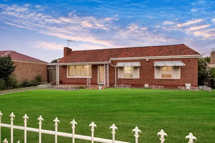 18 Lily Street, Blair Athol SA 5084