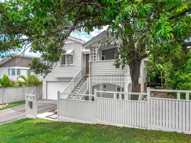 10 Dorrington Drive, Ashgrove QLD 4060