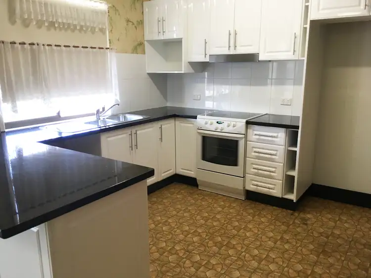 Fifth view of Homely house listing, 2 Glengowan Court, Newtown QLD 4350