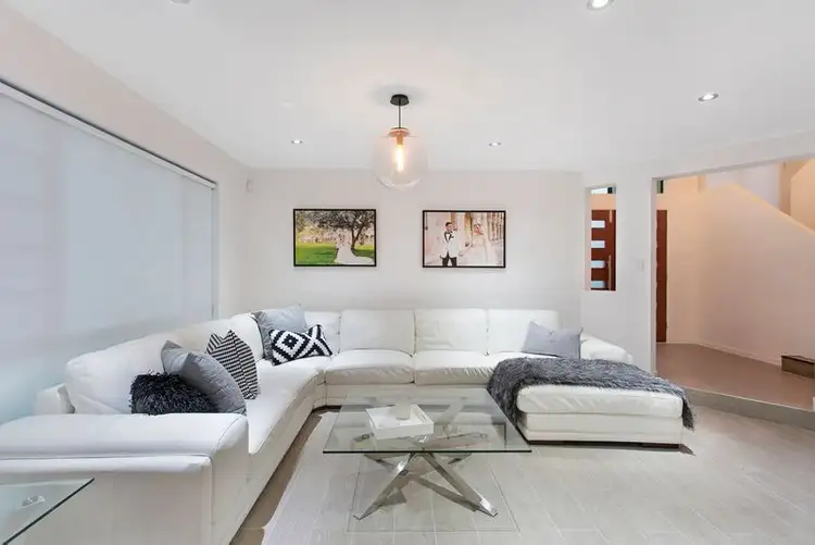 Fifth view of Homely house listing, 9 Kenilworth Place, Carindale QLD 4152