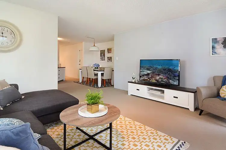 Third view of Homely apartment listing, 4/20 Winifred Street, Clayfield QLD 4011