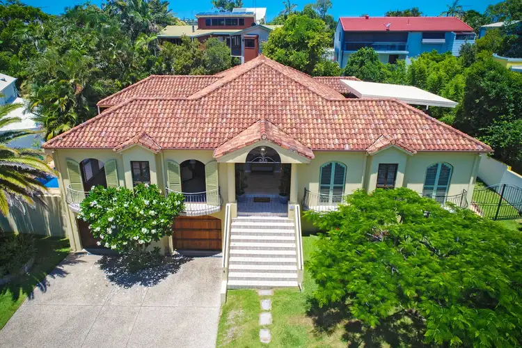 4 Tangmere Court, Noosa Heads QLD 4567