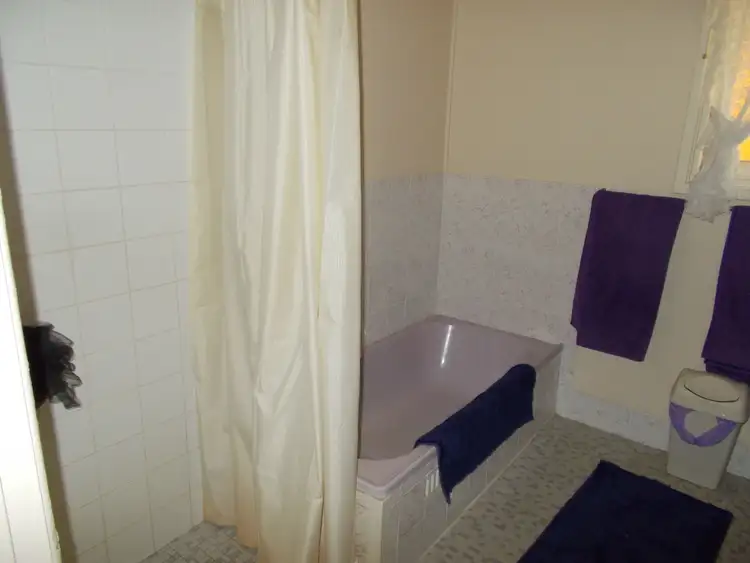 Fifth view of Homely house listing, 6 Western Drive, Bordertown SA 5268
