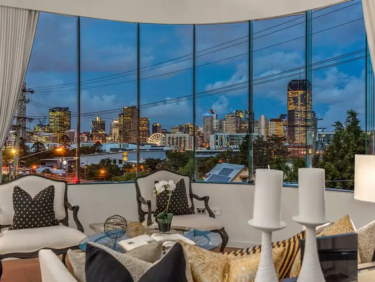 4/33 Hampstead Road, Highgate Hill QLD 4101