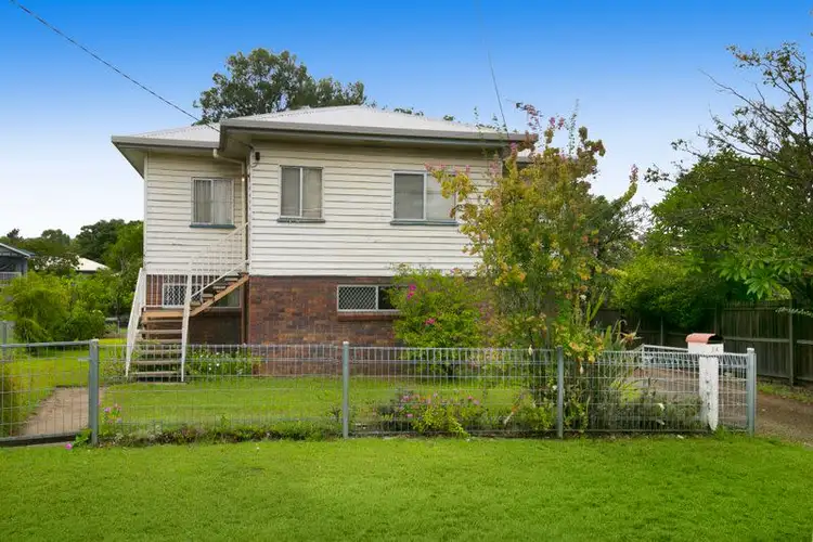 14 Bow Street, Yeerongpilly QLD 4105