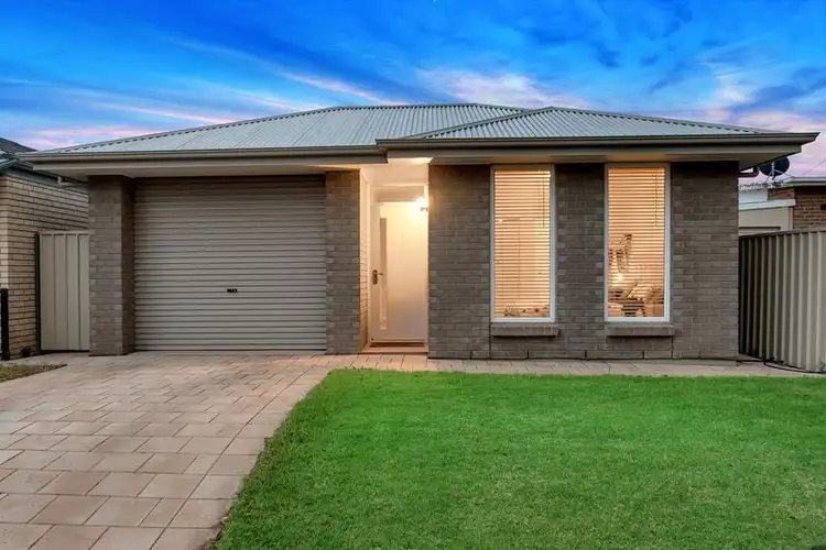 6A Phillips Street, Northfield SA 5085