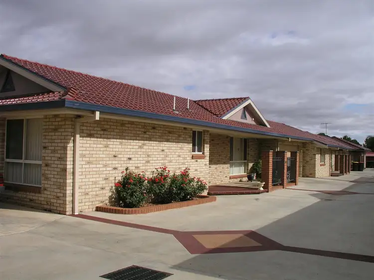 Second view of Homely block of units listing, 1-6/44 Brolgan Road, Parkes NSW 2870