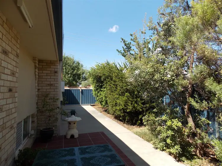 Fifth view of Homely block of units listing, 1-6/44 Brolgan Road, Parkes NSW 2870