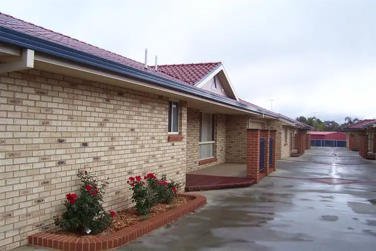 Sixth view of Homely block of units listing, 1-6/44 Brolgan Road, Parkes NSW 2870
