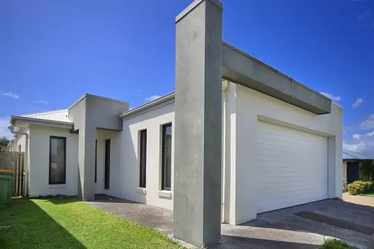 15 Tamarind Street, Meridan Plains QLD 4551