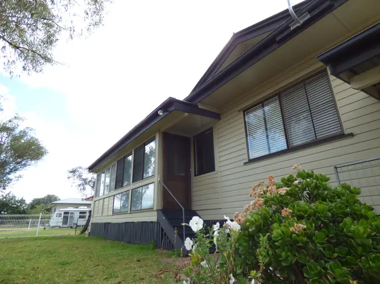 14 McEwan Street, Roma QLD 4455