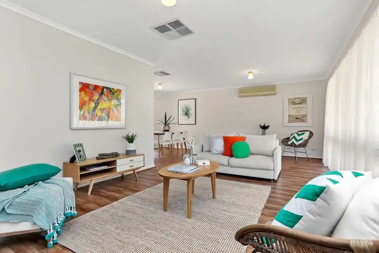 10 Chapel Road, Para Vista SA 5093