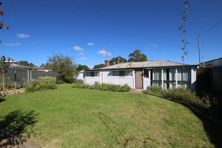 61 Court Street, Boorowa NSW 2586