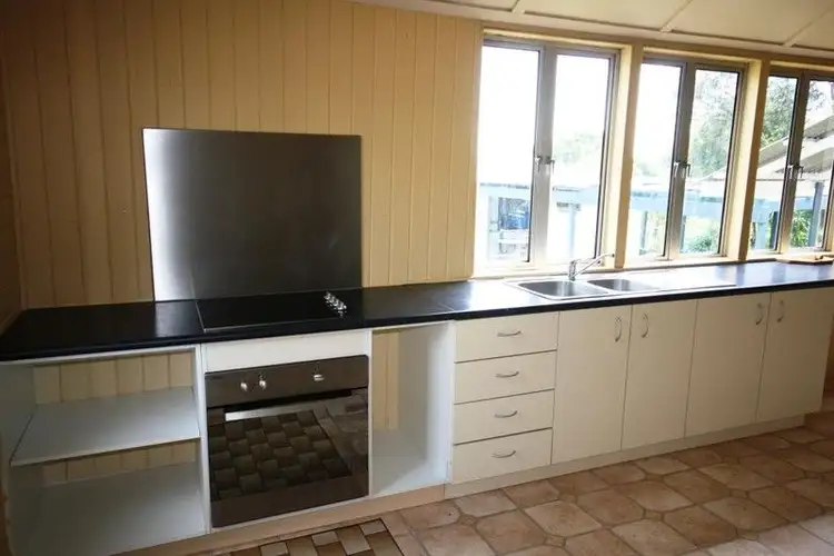 Fifth view of Homely house listing, 87 Lyons Street, Mundubbera QLD 4626