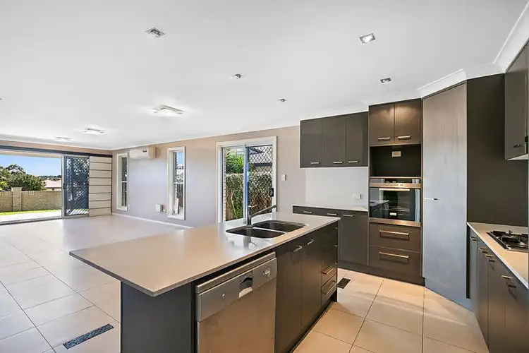 Fourth view of Homely unit listing, Unit 2/208 Stenner Street, Middle Ridge QLD 4350