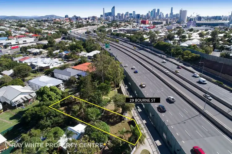 29 Bourne Street, Woolloongabba QLD 4102