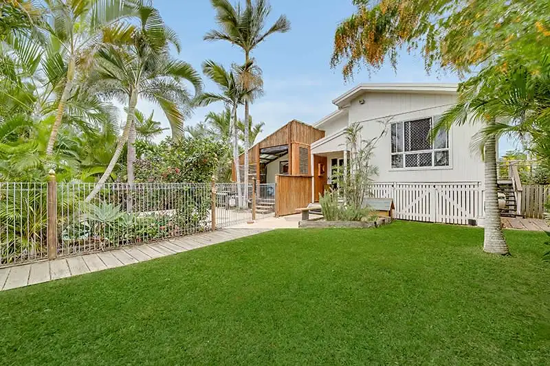Main view of Homely house listing, 10 Crayke Court, Pacific Heights QLD 4703