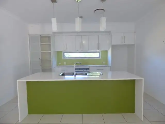 191 Charles Street, Roma QLD 4455