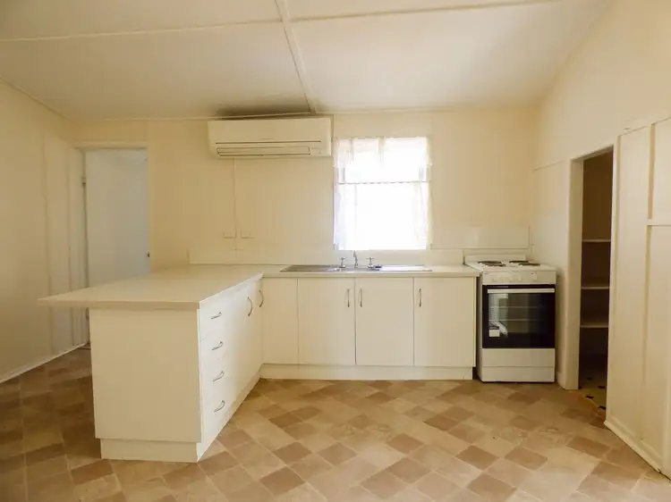 Fifth view of Homely house listing, 38 Raglan Street, Roma QLD 4455